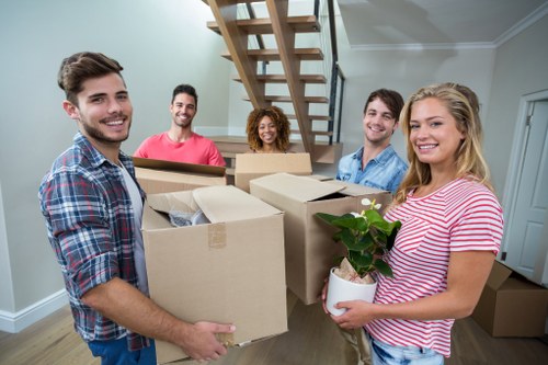 Customer submitting a complaint about self storage service