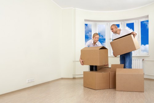 Packing and transport support for office equipment in Holland Park