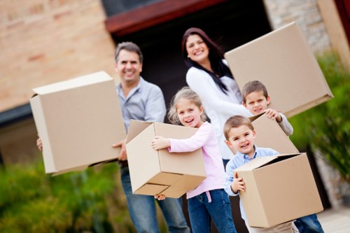 Furniture and box storage for a move or renovation in Hollandpark